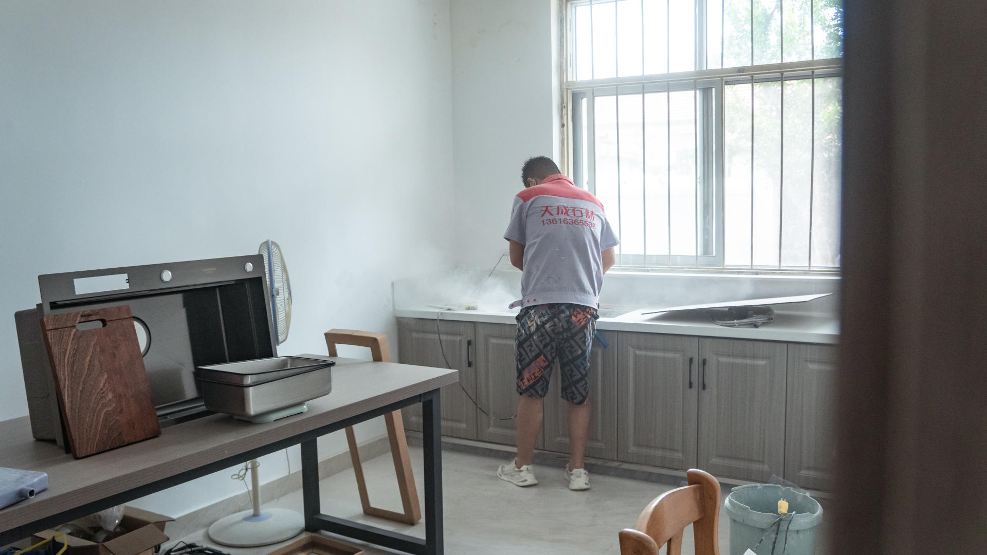 纳米水槽和不锈钢水槽哪个好,多功能大单槽水槽推荐