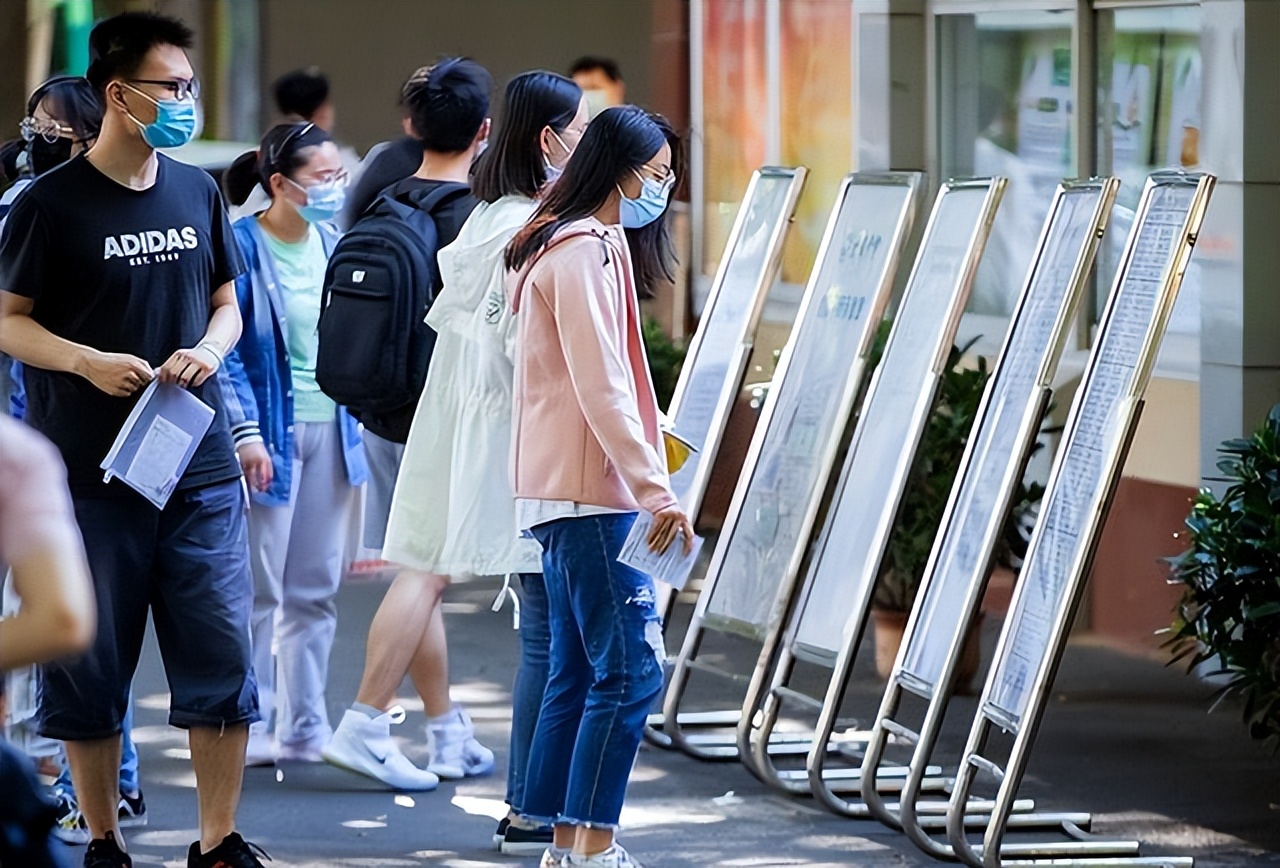 录取通知书注意事项,高考后大学录取通知书查询