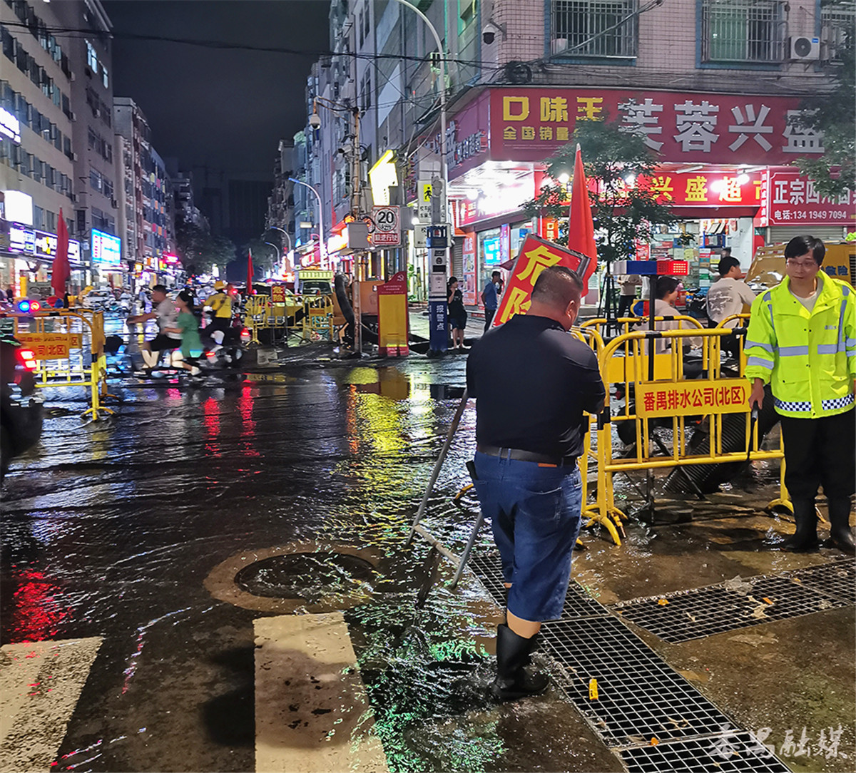 大功率排水泵内涝,5000大流量应急抢险排涝水泵