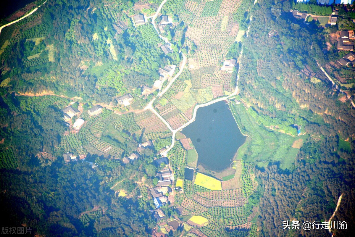 成都重庆之前会出现一个大城市吗,成都重庆谁才是西南第一大城市