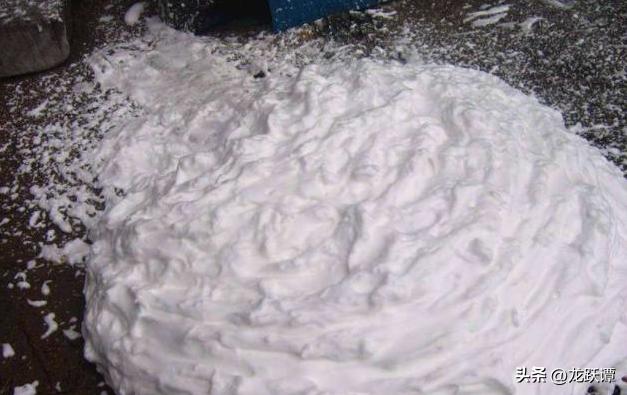 如何分析EPDM对VMQ硅橡胶泡沫发泡行为及力学性能的影响？