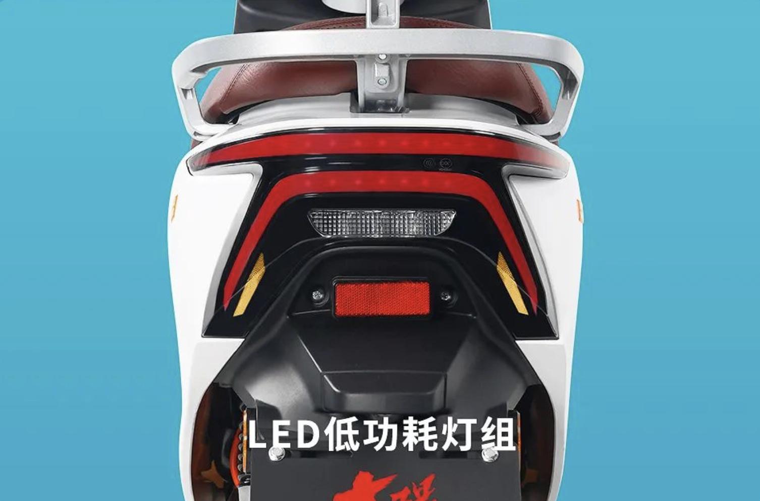 哪款电摩又帅爬坡又强续航又长,电摩2.02秒破百配置