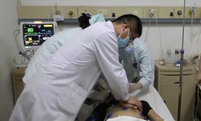 小伙喝下百草枯被医生抢救回来,29岁小伙喝下百草枯农药拒绝治疗