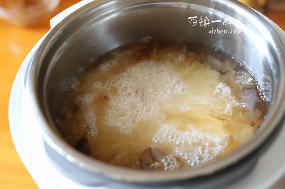 润肺养肺银耳跟什么搭配比较好,银耳养肺怎么做