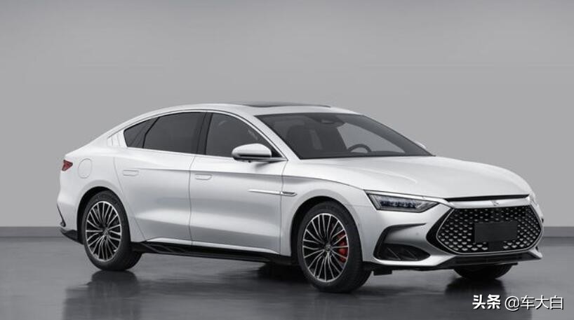 国货之光比亚迪汉dmi,比亚迪汉dm-i超级混动首付多少钱