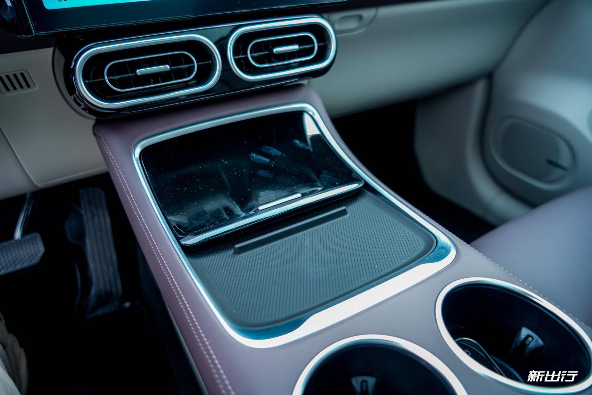 15万的中型SUV体验如何？静态实拍零跑23款C11