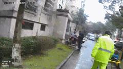 只有2个字，接警员机敏破解“加密”通话