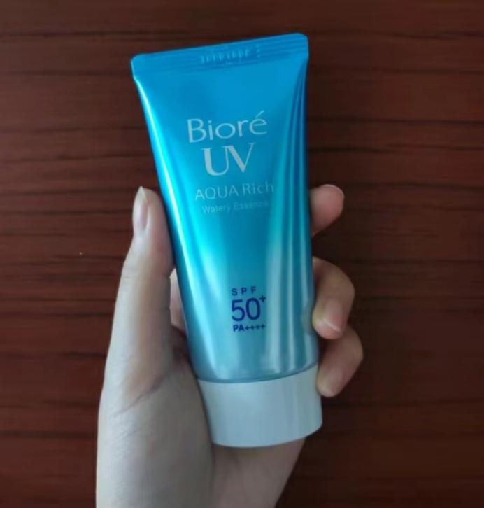 告别夏日肌肤出油,夏季皮肤问题大合集