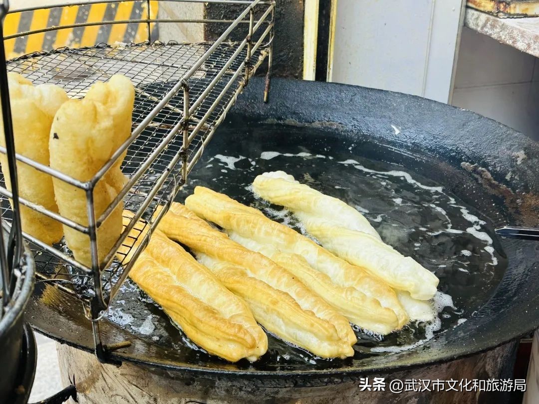 带上128g的胃跟我走,带着128g的胃来喝心心念念的奶茶