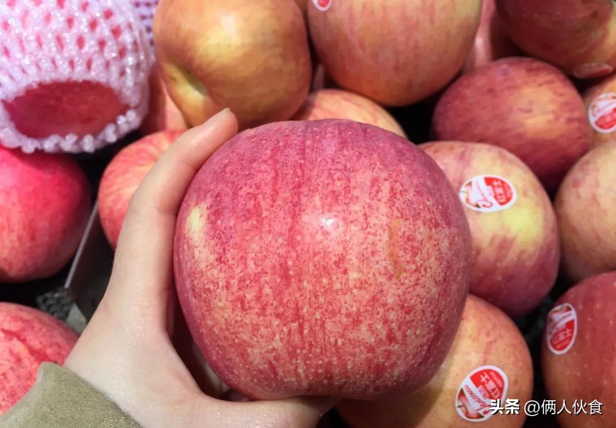 新鲜适合老人吃的水果品种,吃当季的8种水果好吃又养生