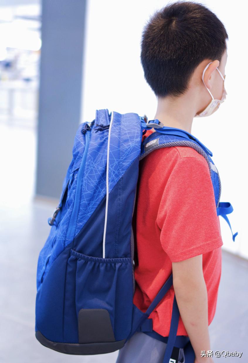 uek小学生书包护脊轻便背包,deuter户外背包儿童