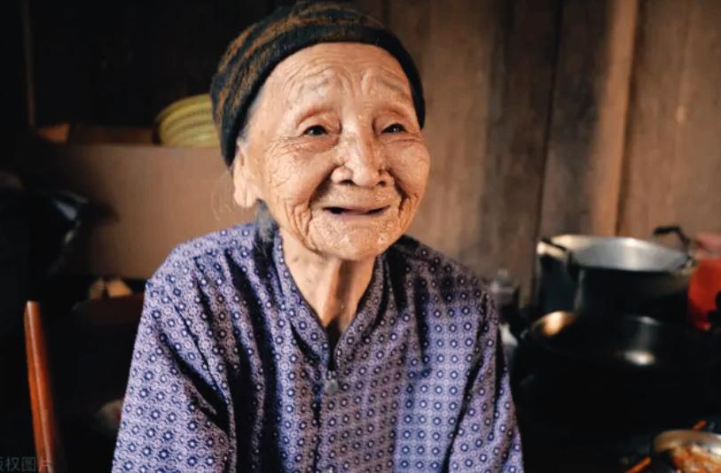 （真实故事）怀念我的婶婶：她，一生和善睿智，音容笑貌永存我心