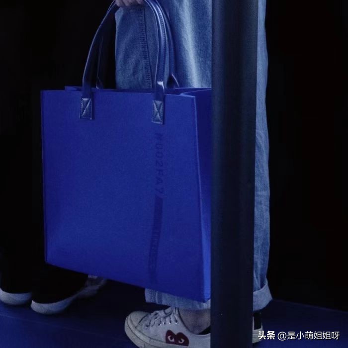 有没有什么副业在手机上可以做,手机上可以做的副业一月赚几万