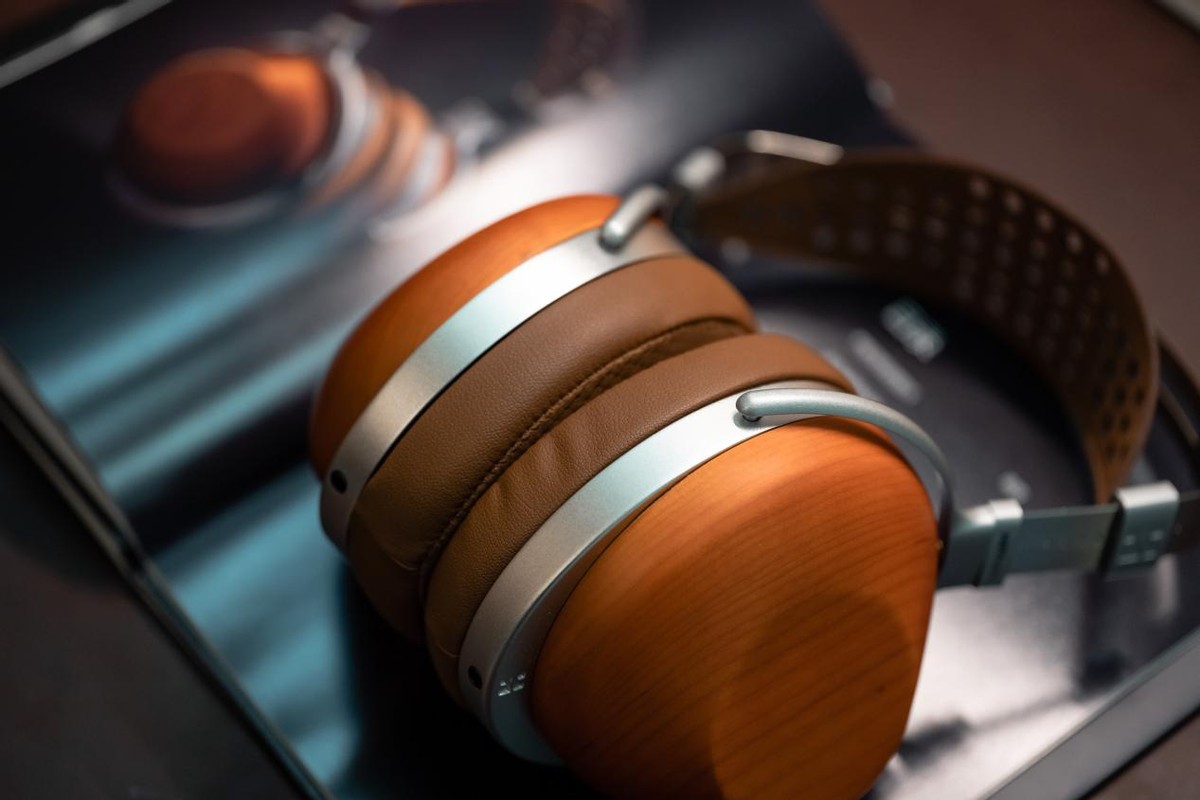 这就是参考级Hi-End听感，领略封闭式平板耳机巅峰HIFIMANHE-R10P