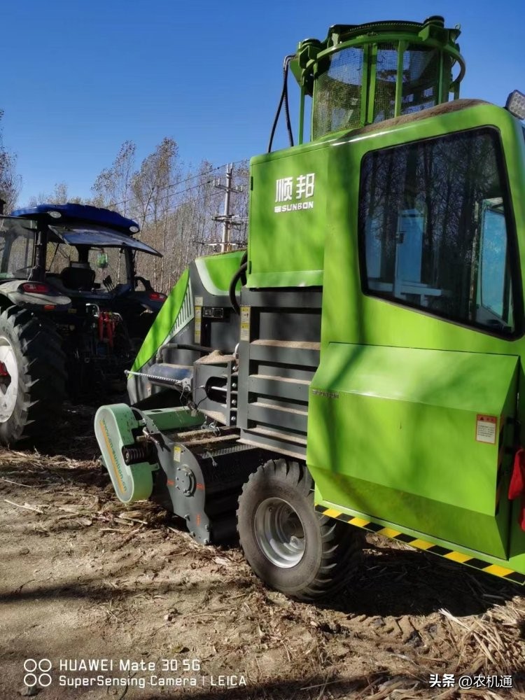 在农村做农机手也照样赚钱!胡云伟靠顺邦打捆机实现致富梦想!