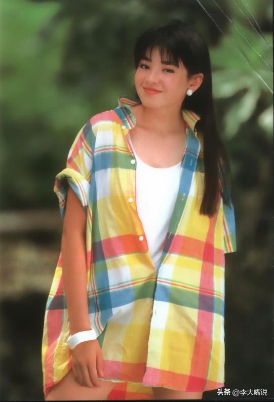 被母亲送给导演，被强迫拍摄，她的一生有多可悲