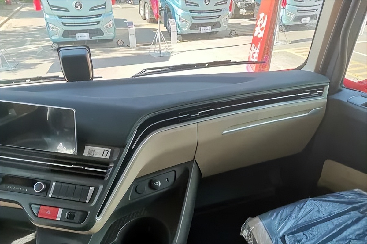 陕汽德龙x6000lng手动速比,陕汽德龙x6000lng燃气车