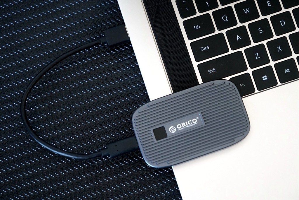 orico移动固态盘指纹加密,orico指纹加密移动固态硬盘