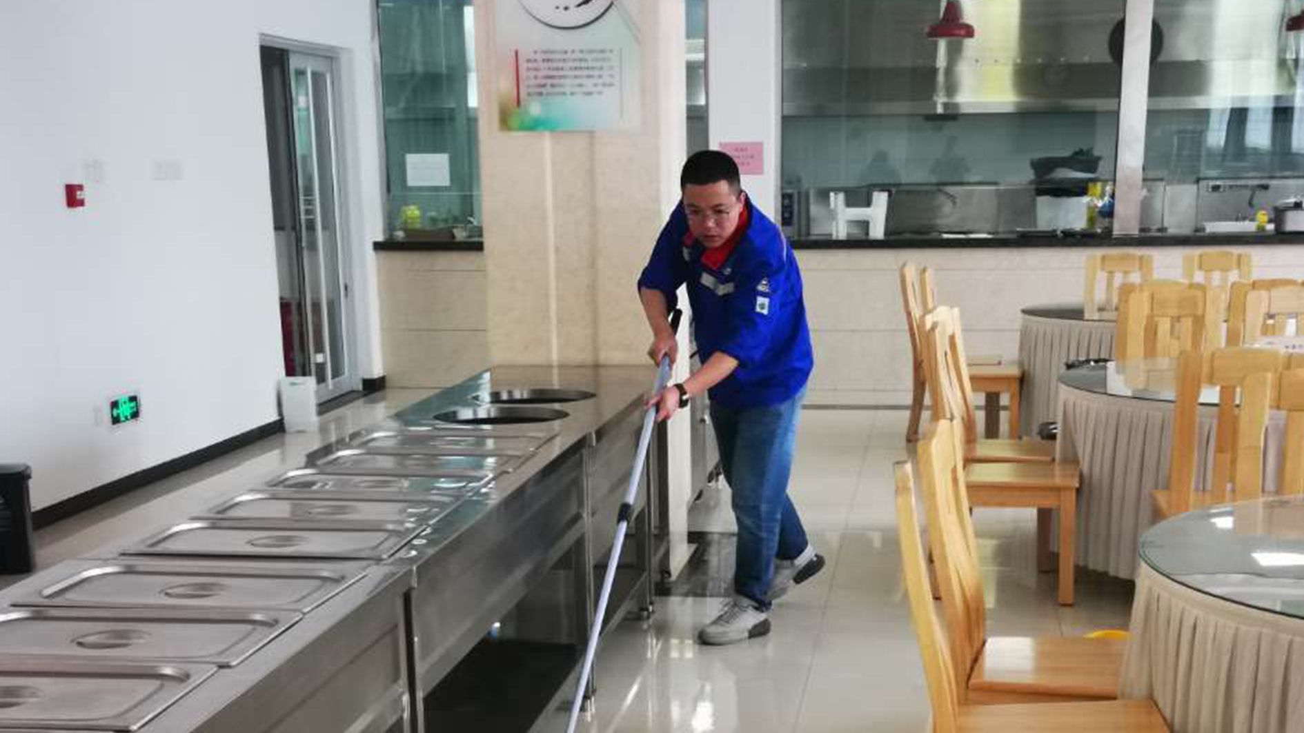 世卿瓷砖防滑剂多少钱一桶,世卿瓷砖防滑剂靠谱吗