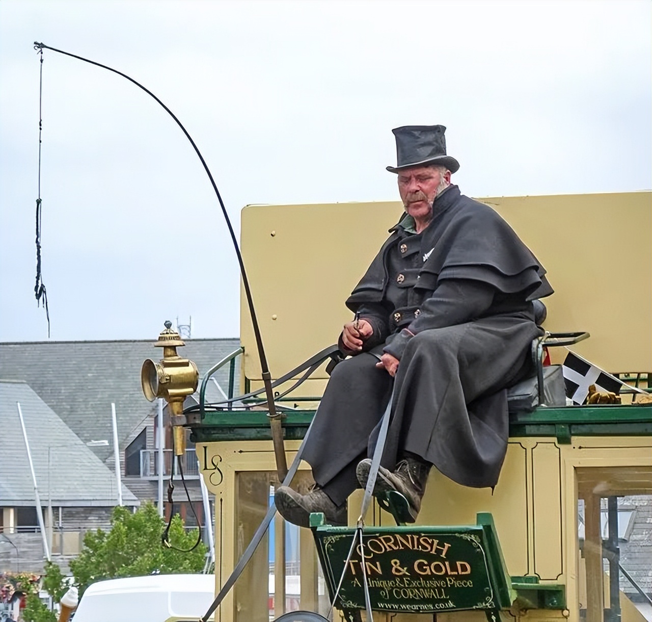 出来工作才发现我好像选错专业了,选择好的专业就决定了将来的工作