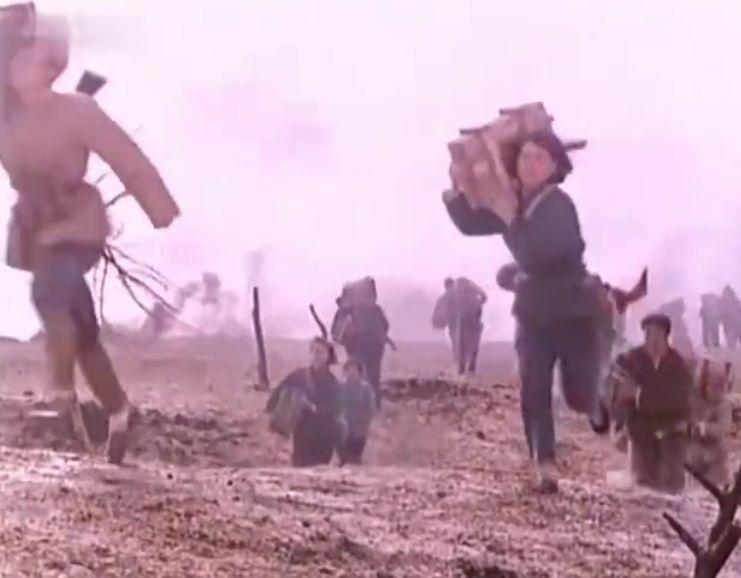 重庆山火扑救感人场景,重温重庆山火救援的感人画面