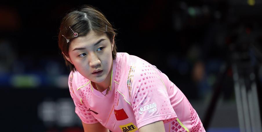 刘国梁让王楚钦解说马龙和孙颖莎,刘国梁任命队长