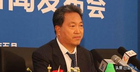 昔日河北首富：坐拥千亿帝国，家中27个保姆，最后却带儿子自首