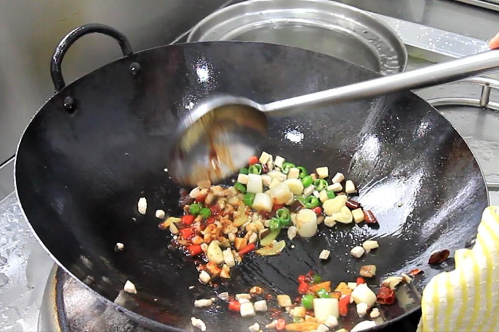 小孩子食补锌吃什么好,儿童锌过高症状吃什么食物补得快