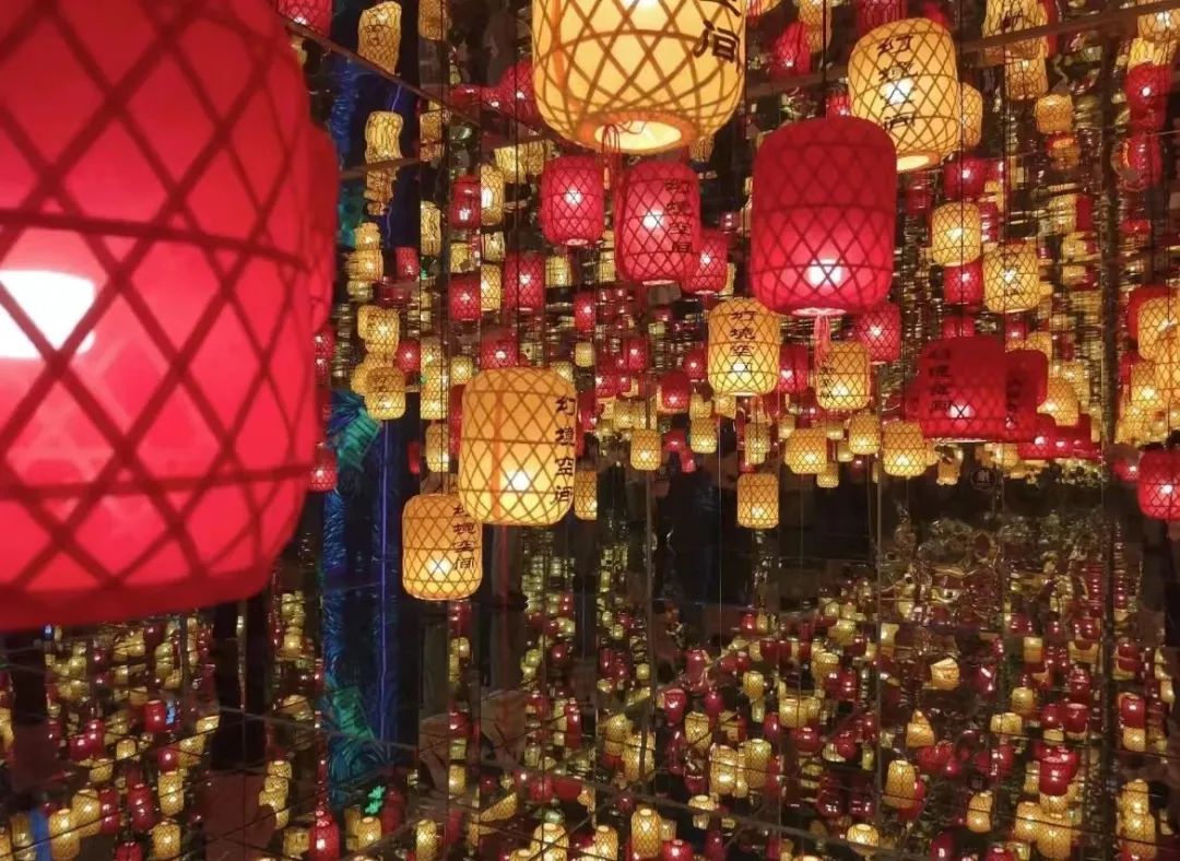 潍坊逛泰华城攻略,潍坊泰华必吃一条街