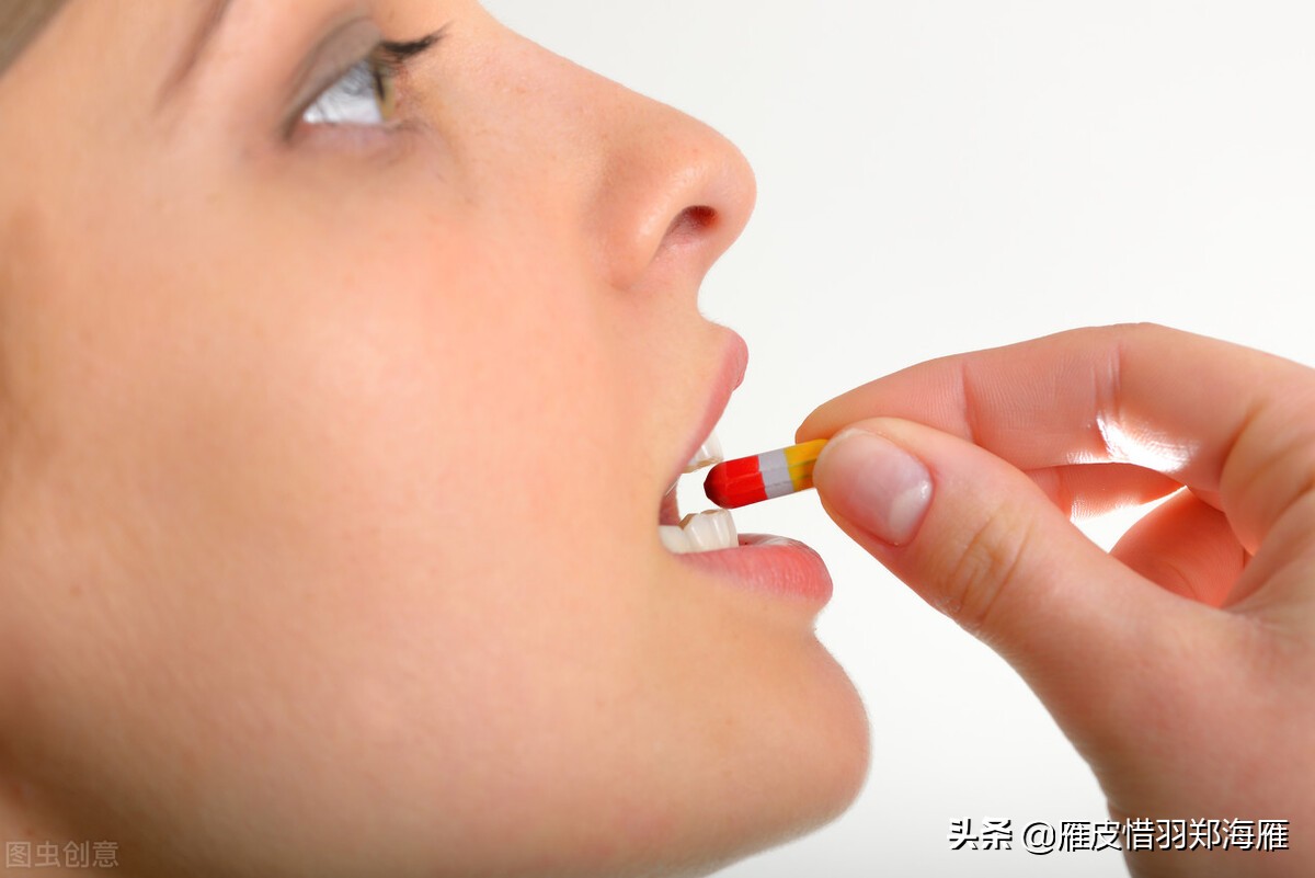 嘴周长红疹子是什么原因,无缘无故过敏起红点