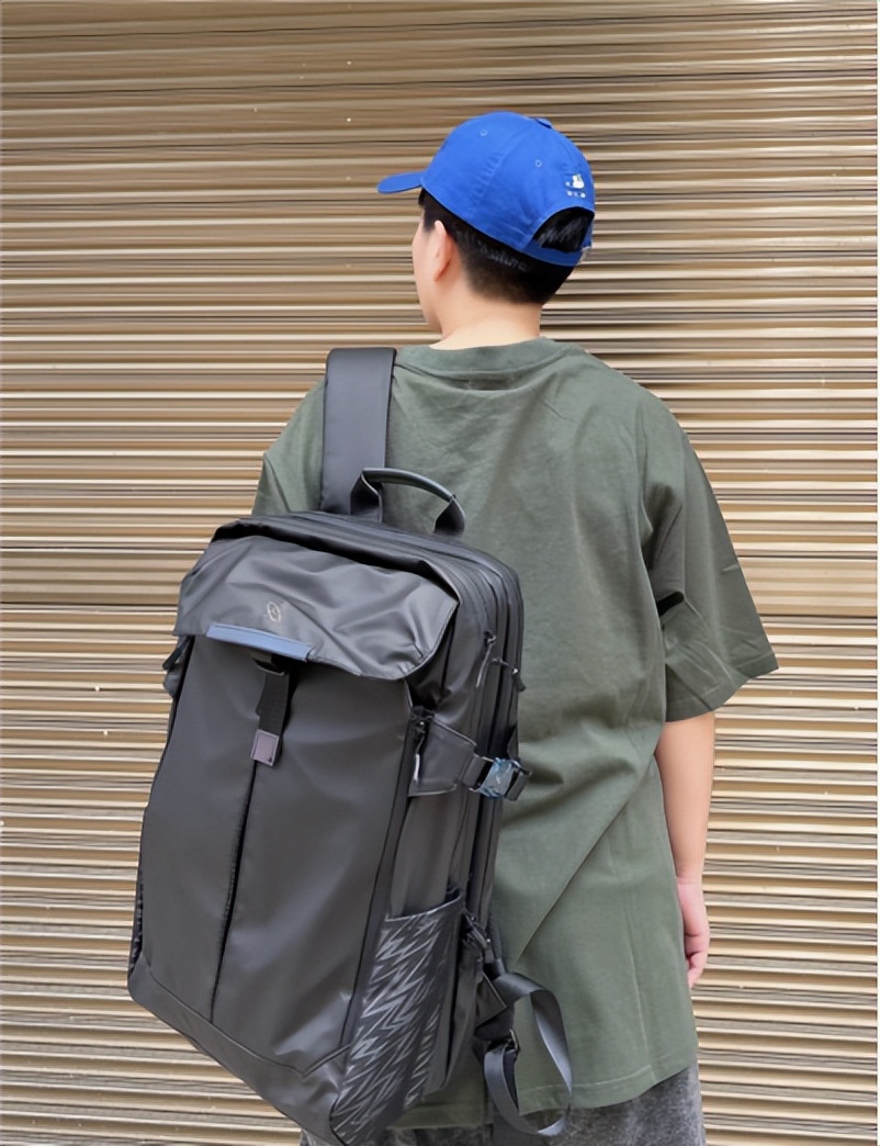 旅行背包推荐双肩背包,适合旅游的斜挎式背包推荐