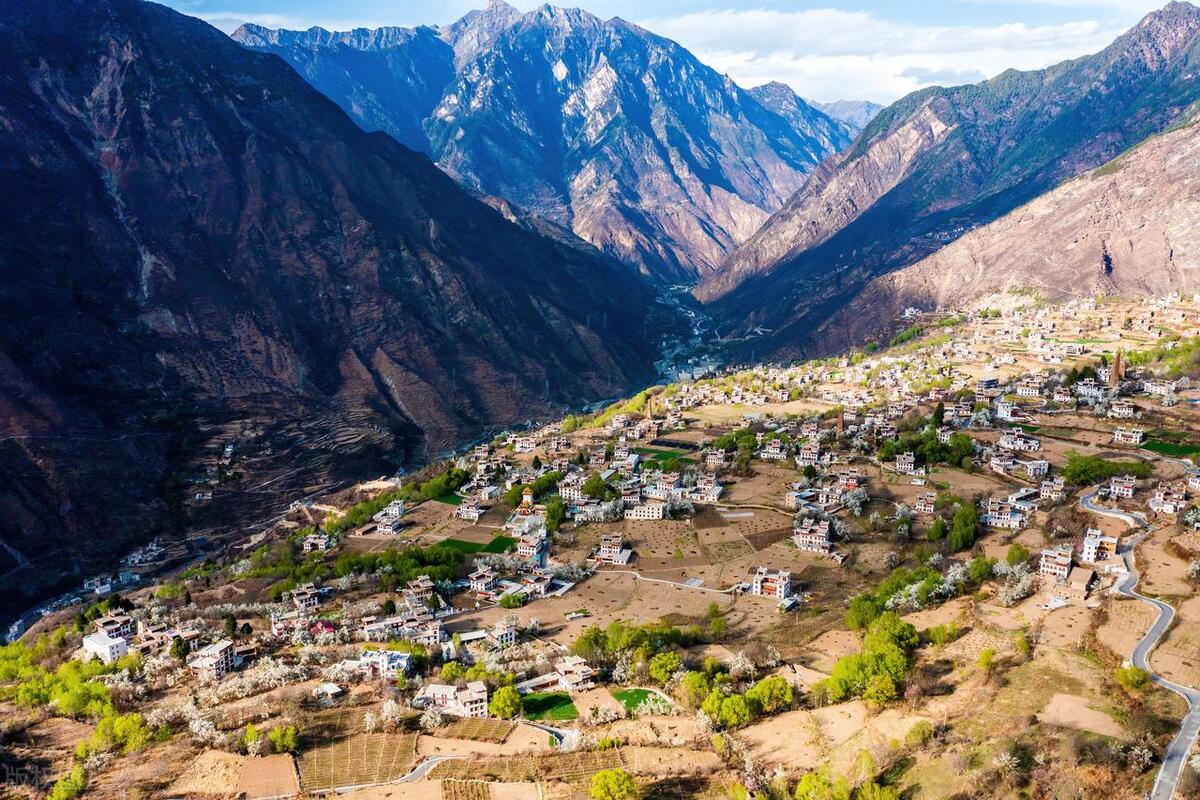 乡镇工作难度大吗,乡镇基层工作人员怎么样