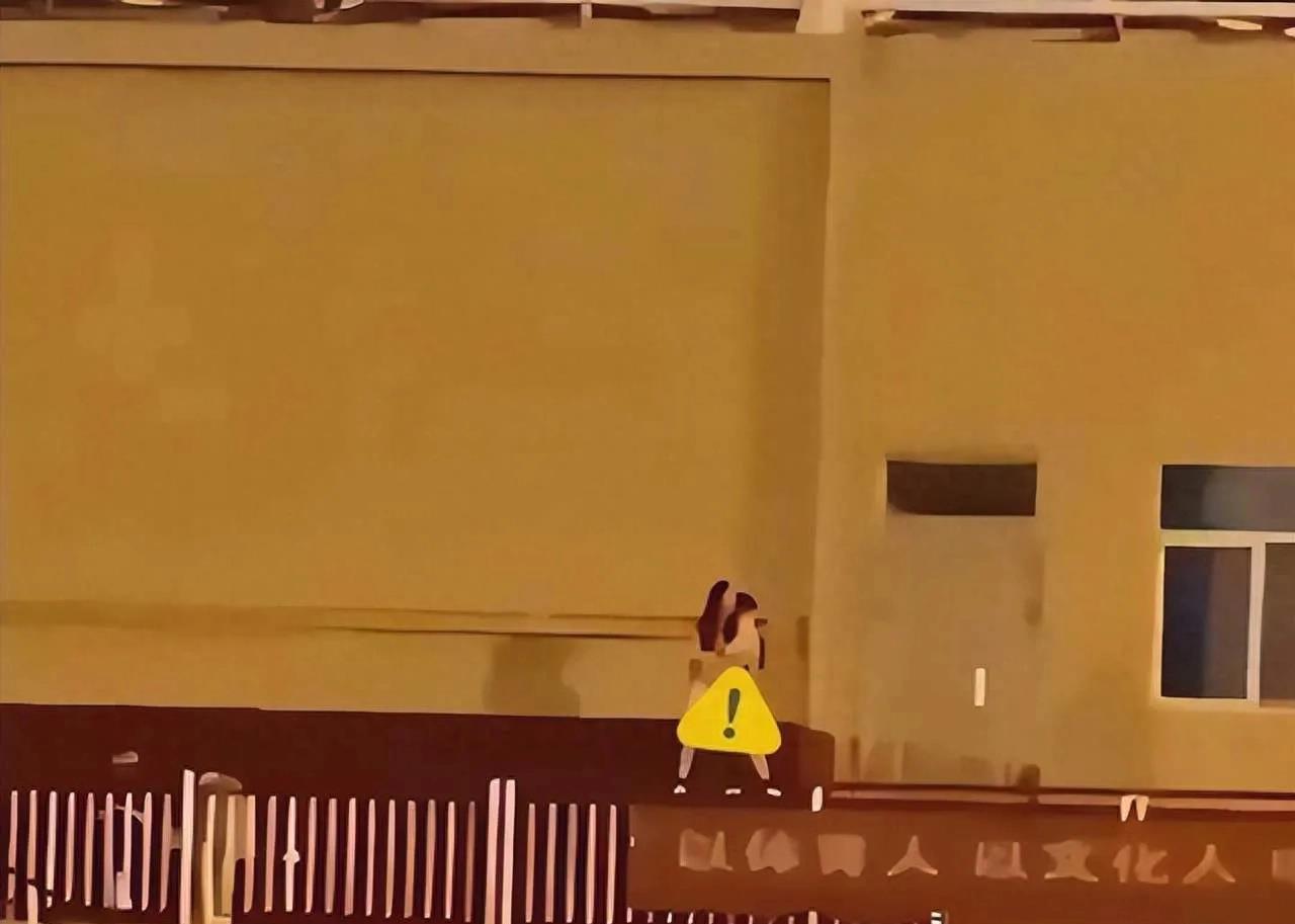 【猛料】西安学院丑闻曝光：教官与女学生不雅视频惊现！