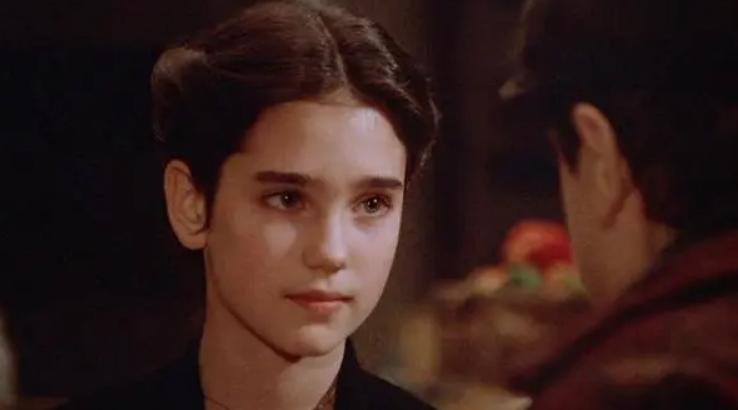 《美国往事》影片中，华丽的视觉效果为何能成为经典之作？