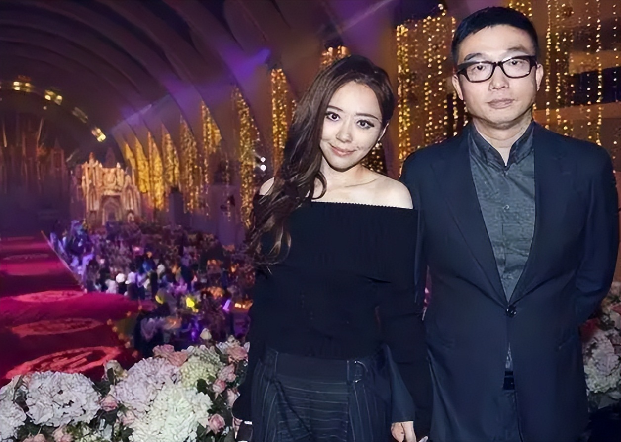 张靓颖冯轲离婚后差距,张靓颖和冯轲哪年恋爱的