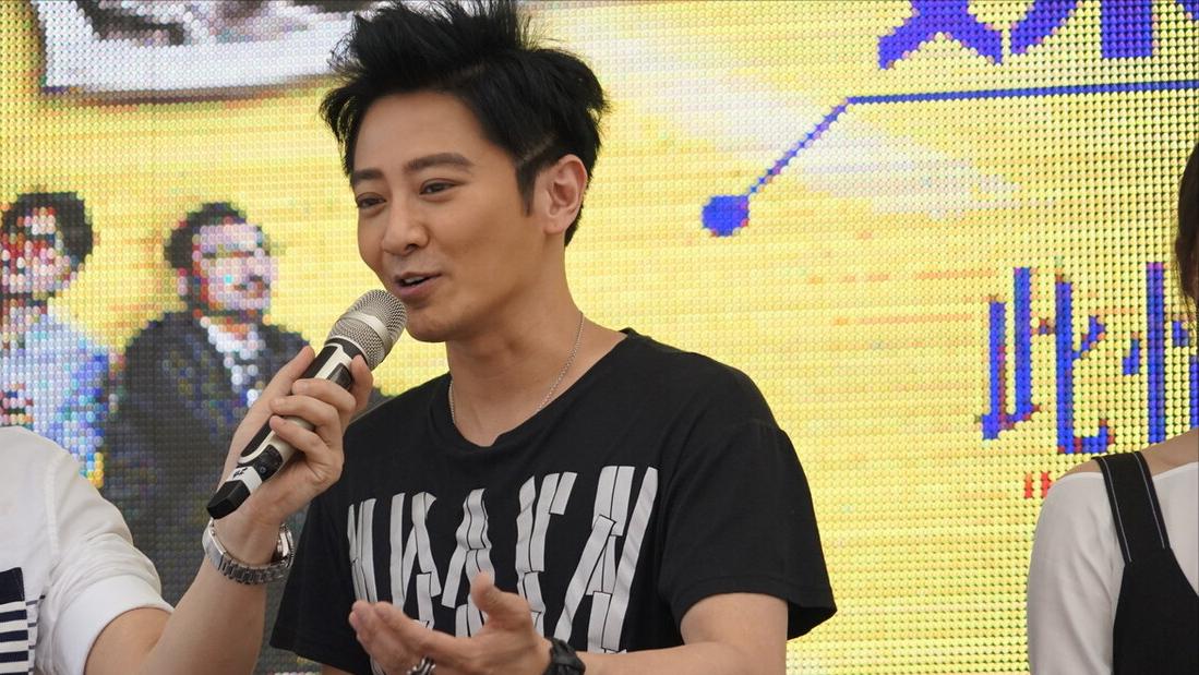 因一句“*鱼岛钓**是中国的”，惨遭封杀多年，如今复出变得光彩亮人