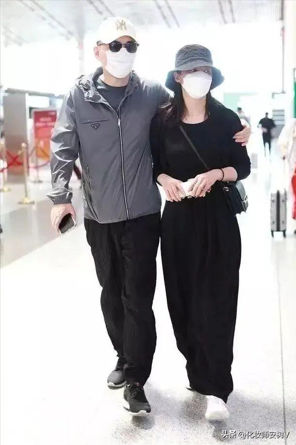 陈建斌蒋勤勤牵手现身机场 (陈建斌携手妻子蒋勤勤出席活动)