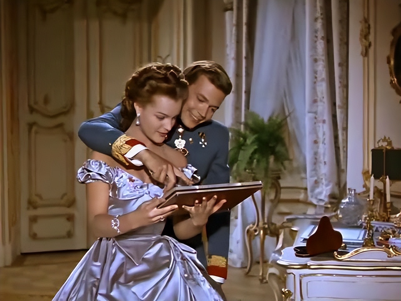 历史上真实的茜茜,历史中真正的茜茜公主