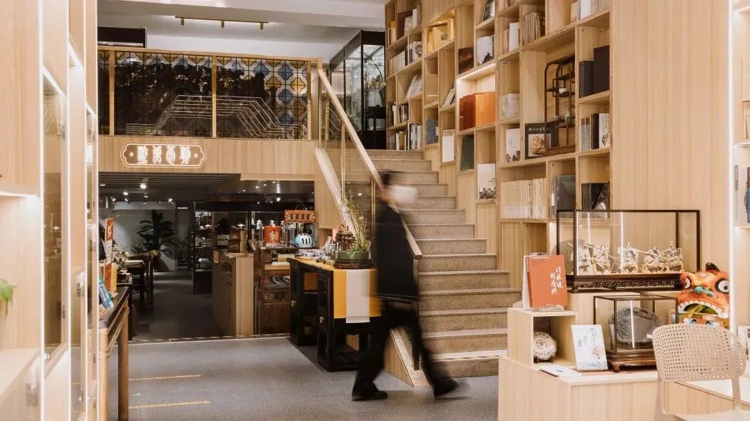 承包你一天的吃喝玩乐，酸菜鱼，烧烤，电竞...全都有