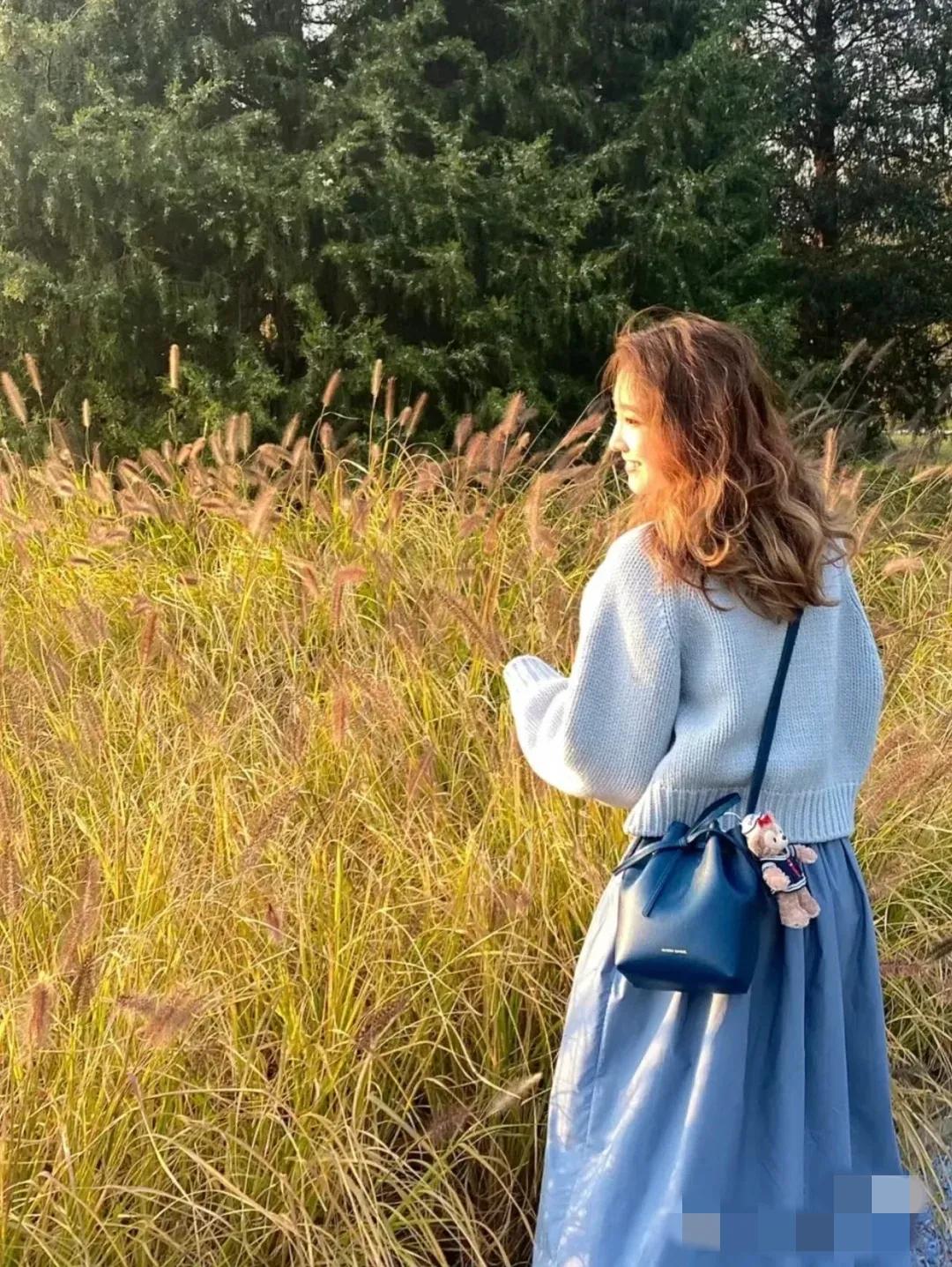 心动的信号2杨凯雯自我介绍,心动的信号2杨凯雯蓝色毛衣