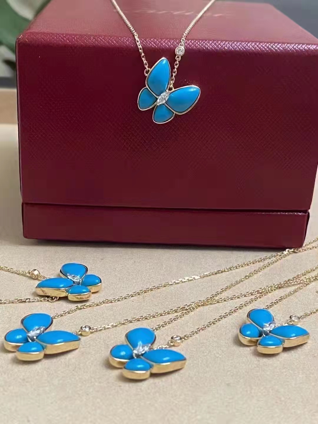 梵克雅宝一套100万高级珠宝,梵克雅宝孔雀石项链照片