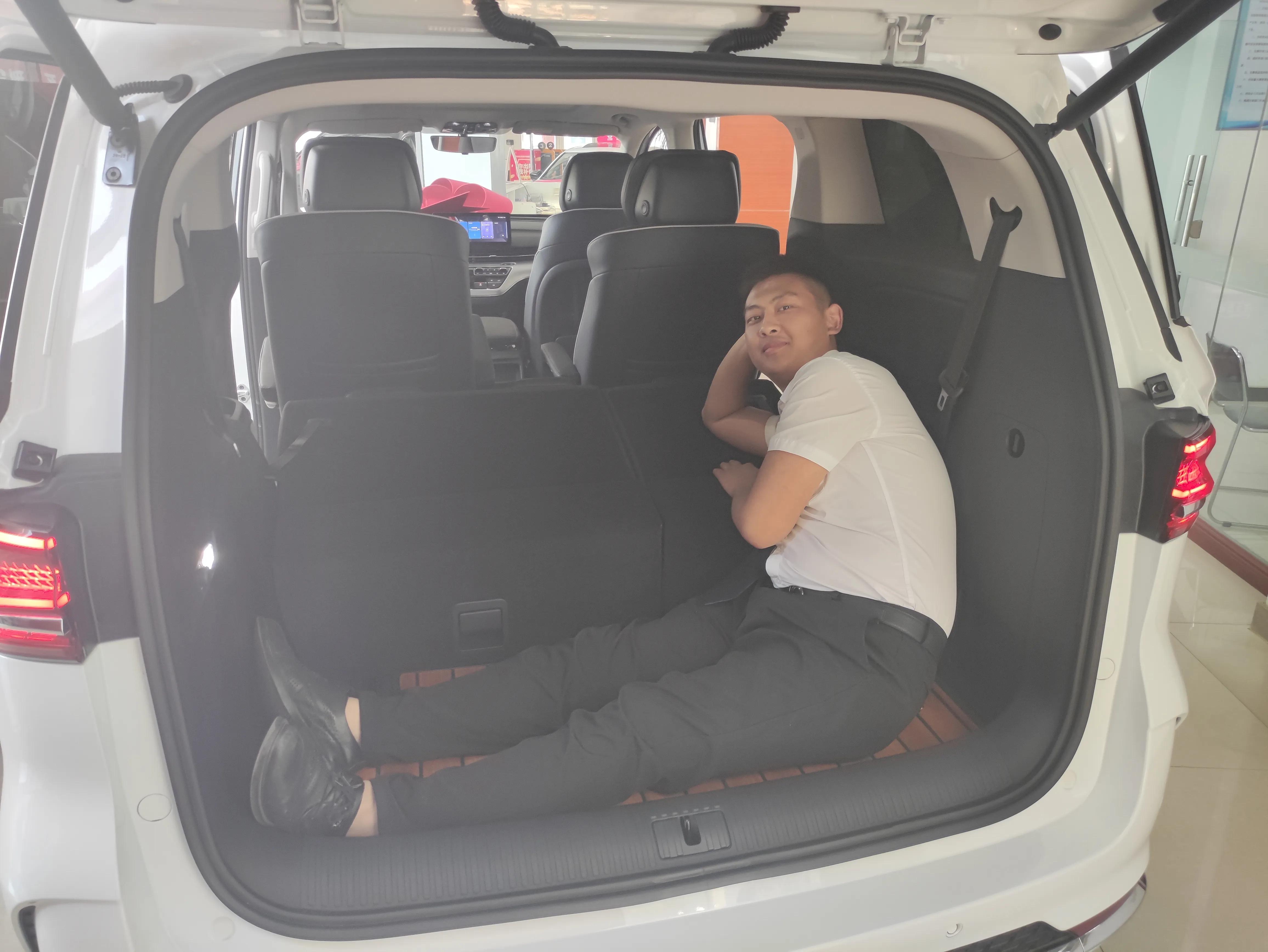 你怎么这么能装,客厅就要这么装