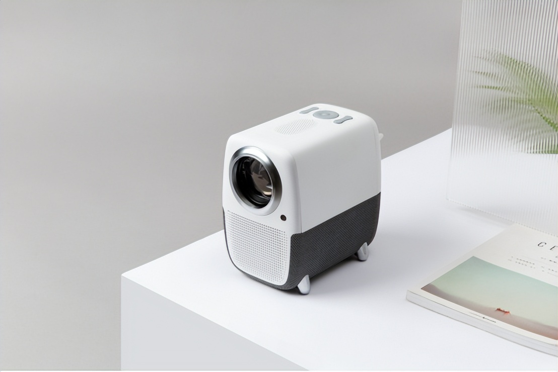 国产投影仪vs品牌投影仪测评,国产便携投影仪品牌排行榜