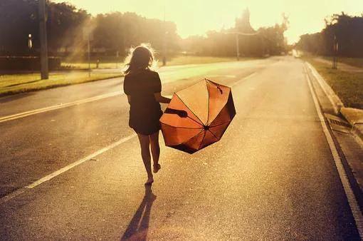 男生个性签名文案高级感,奋斗个性签名文案高级感