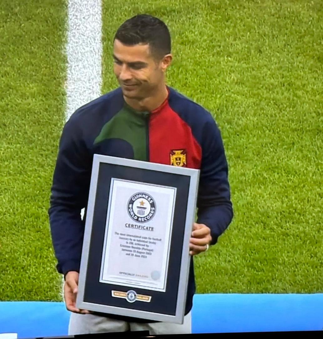 吉尼斯世界纪录的诞生,吉尼斯创造者