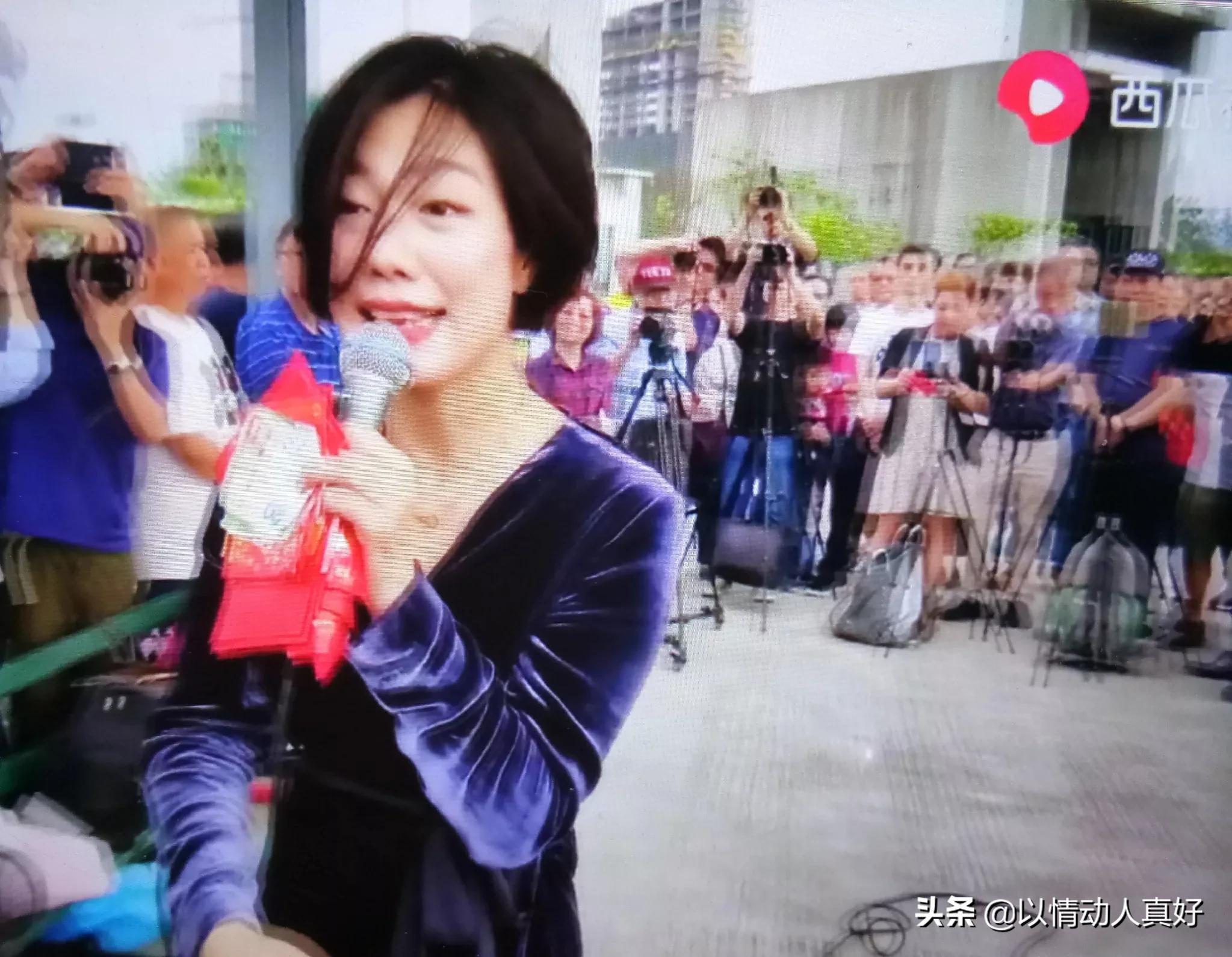 李谷一评价龙婷,龙婷和李谷一的难忘今宵视频