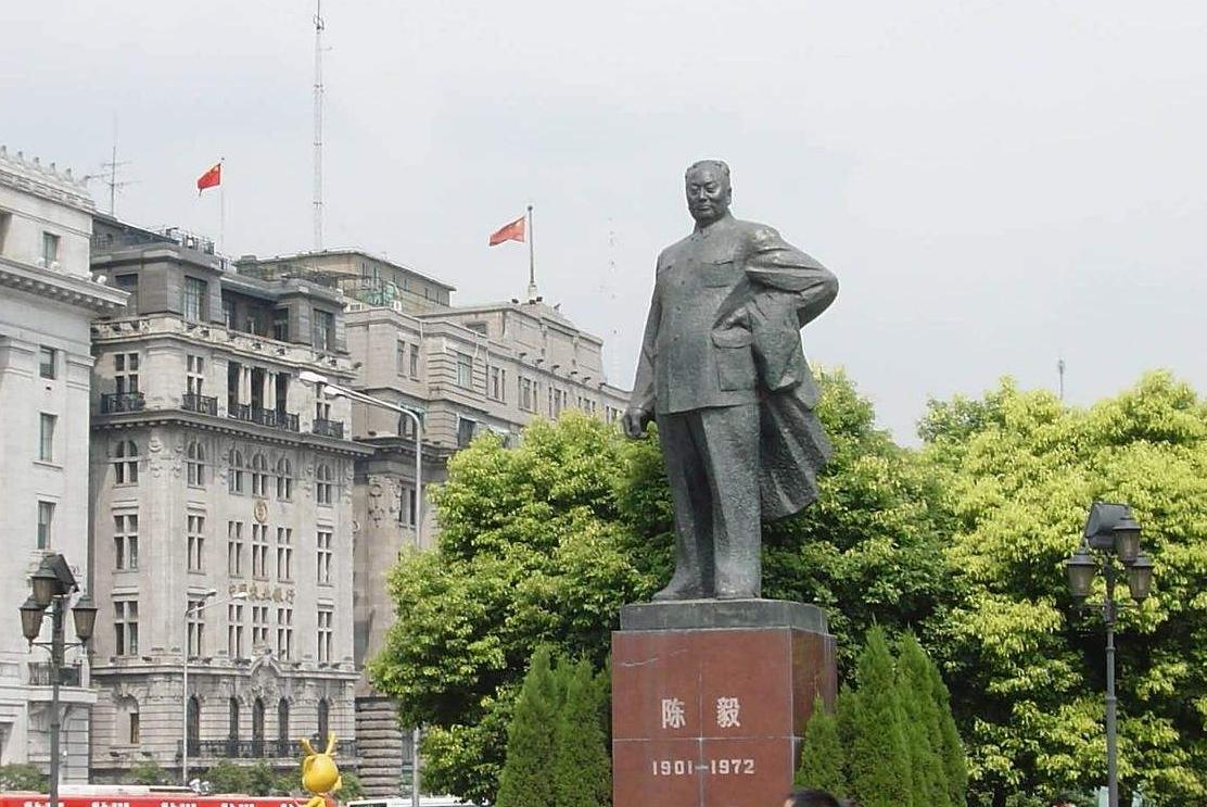 十大元帅榜单公布，蒋介石看后面露难色说道：陈毅太厉害了