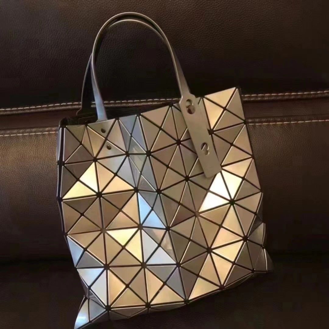 经典时尚菱格包,好看的菱格包