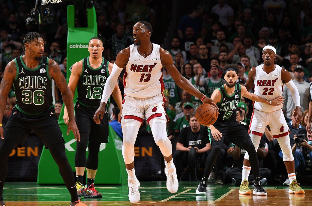 两队犯规先后顺序,两队罚球