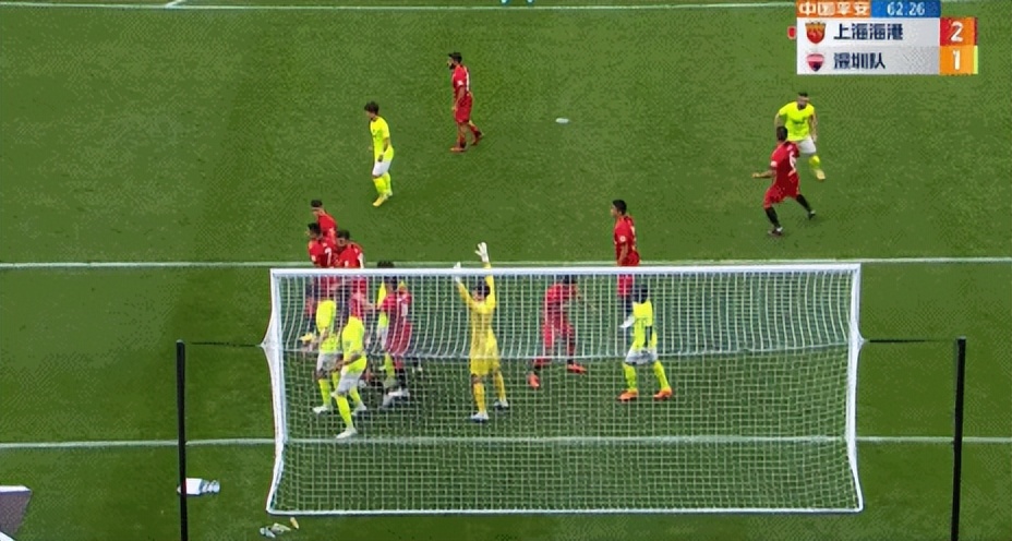 角球直接踢进球门集锦,角球直接破门踢点球